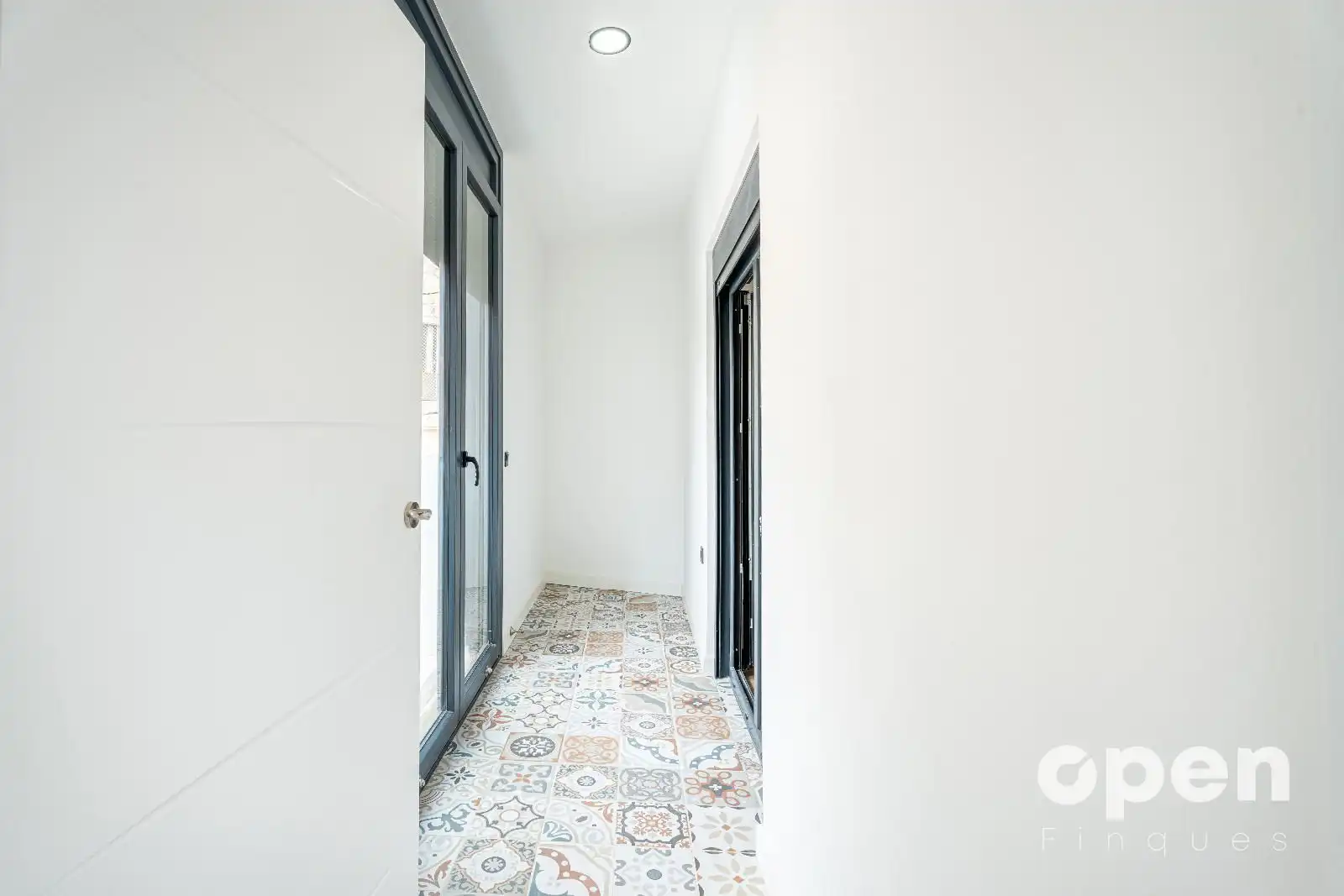 Wohnung zum Verkauf in Terrassa mit Klimaanlage, Heizung und Terrasse