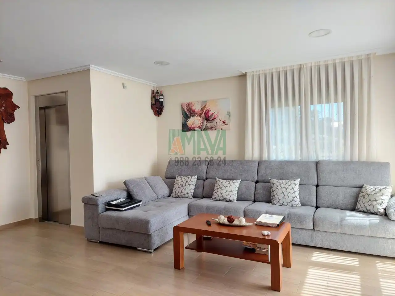 Sala d'estar de Casa o xalet en venda en Barbadás amb Calefacció, Jardí privat i Terrassa
