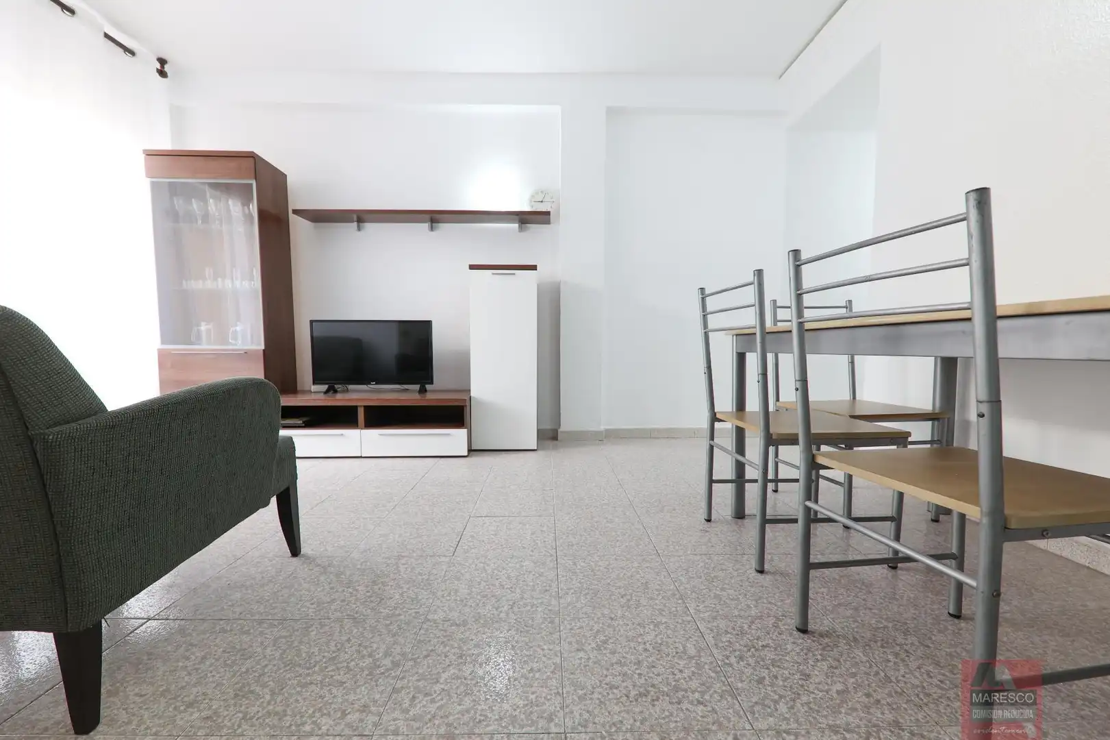 Living room of Flat for sale in Fuengirola  with Air Conditioner, Terrace and Balcony