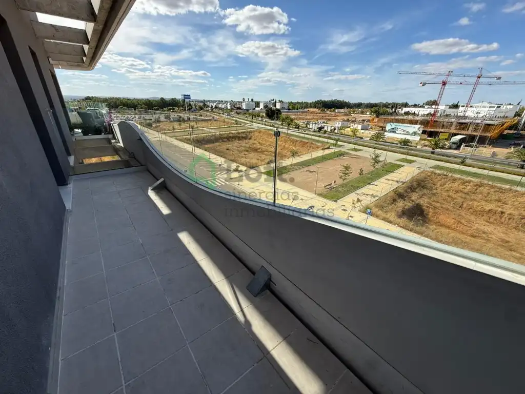 Apartament amb piscina de lloguer a Avenida Elvas, imagen 6