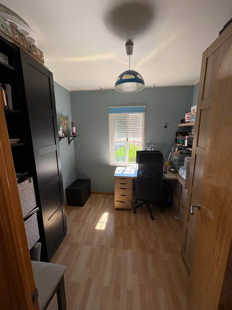 Habitación de Piso en venta en Mairena del Aljarafe con Calefacción, Parquet y Balcón