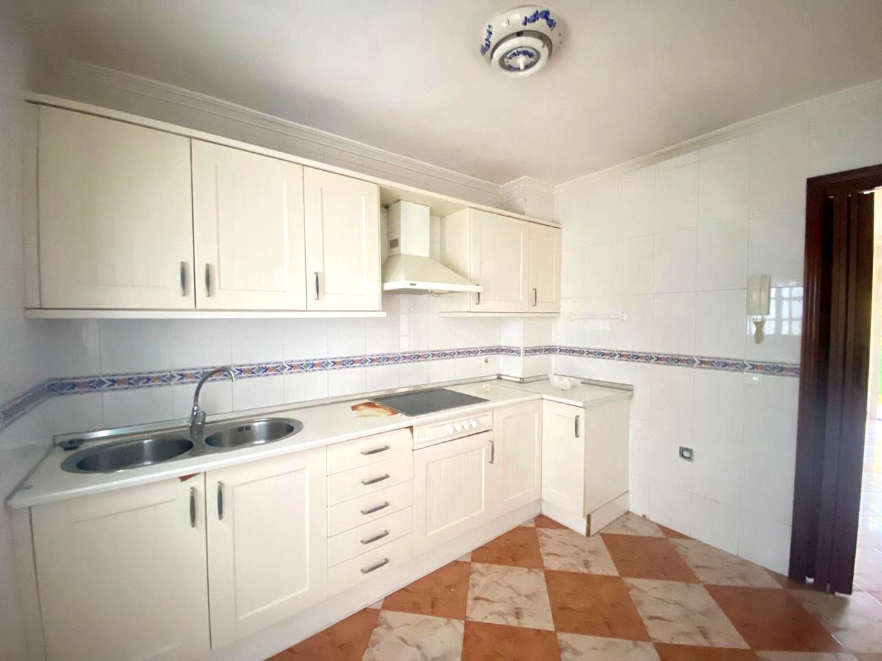 Kitchen of Flat for sale in Alcalá de Guadaira