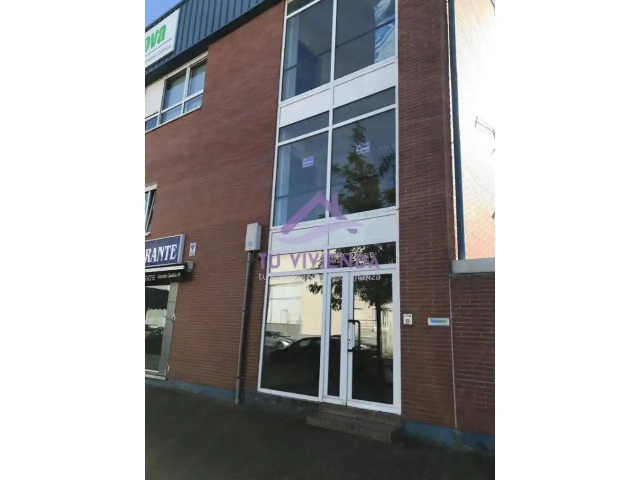 Vista exterior de Oficina en venta en Cistérniga