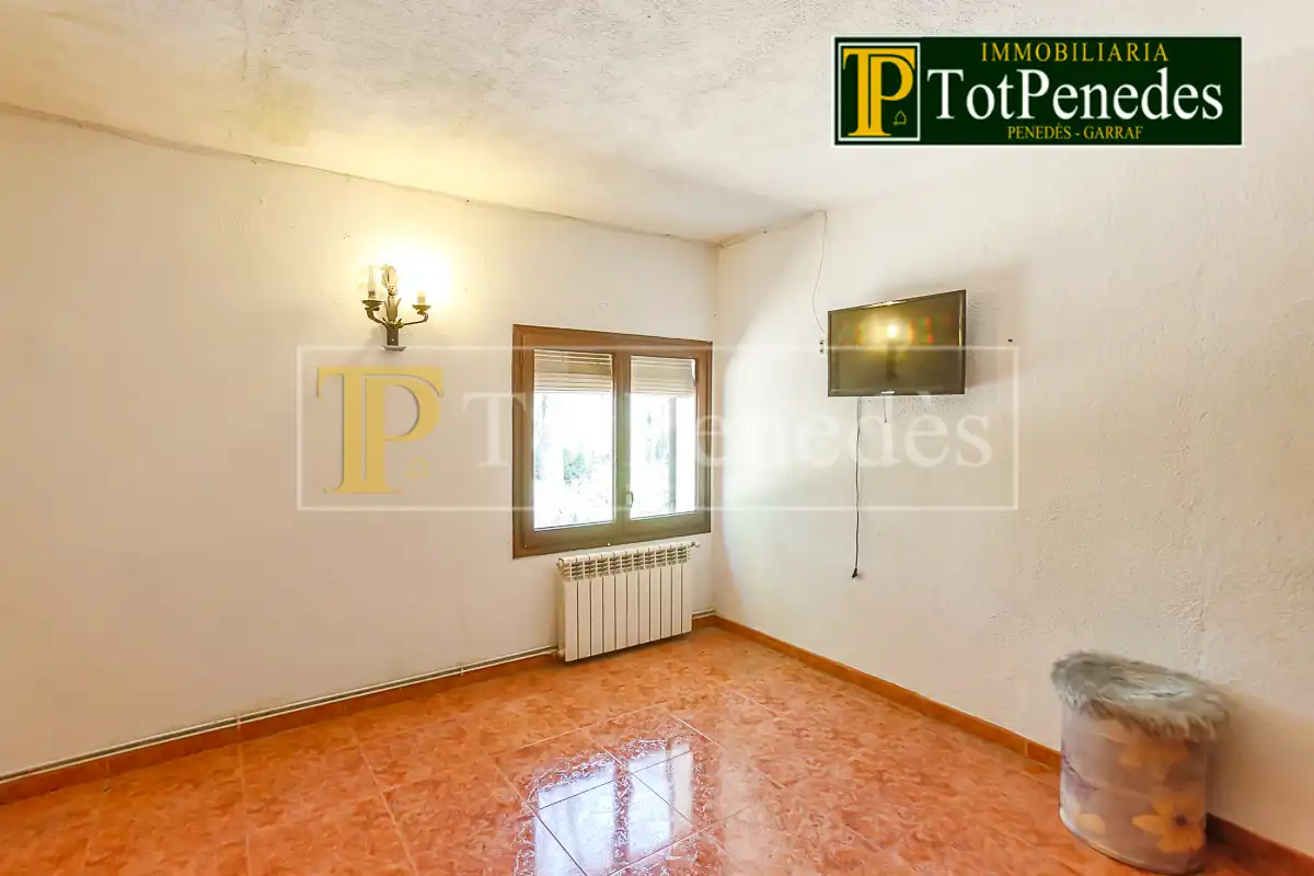 Haus oder Chalet zum Verkauf in Querol mit Heizung, Privatgarten und Abstellraum