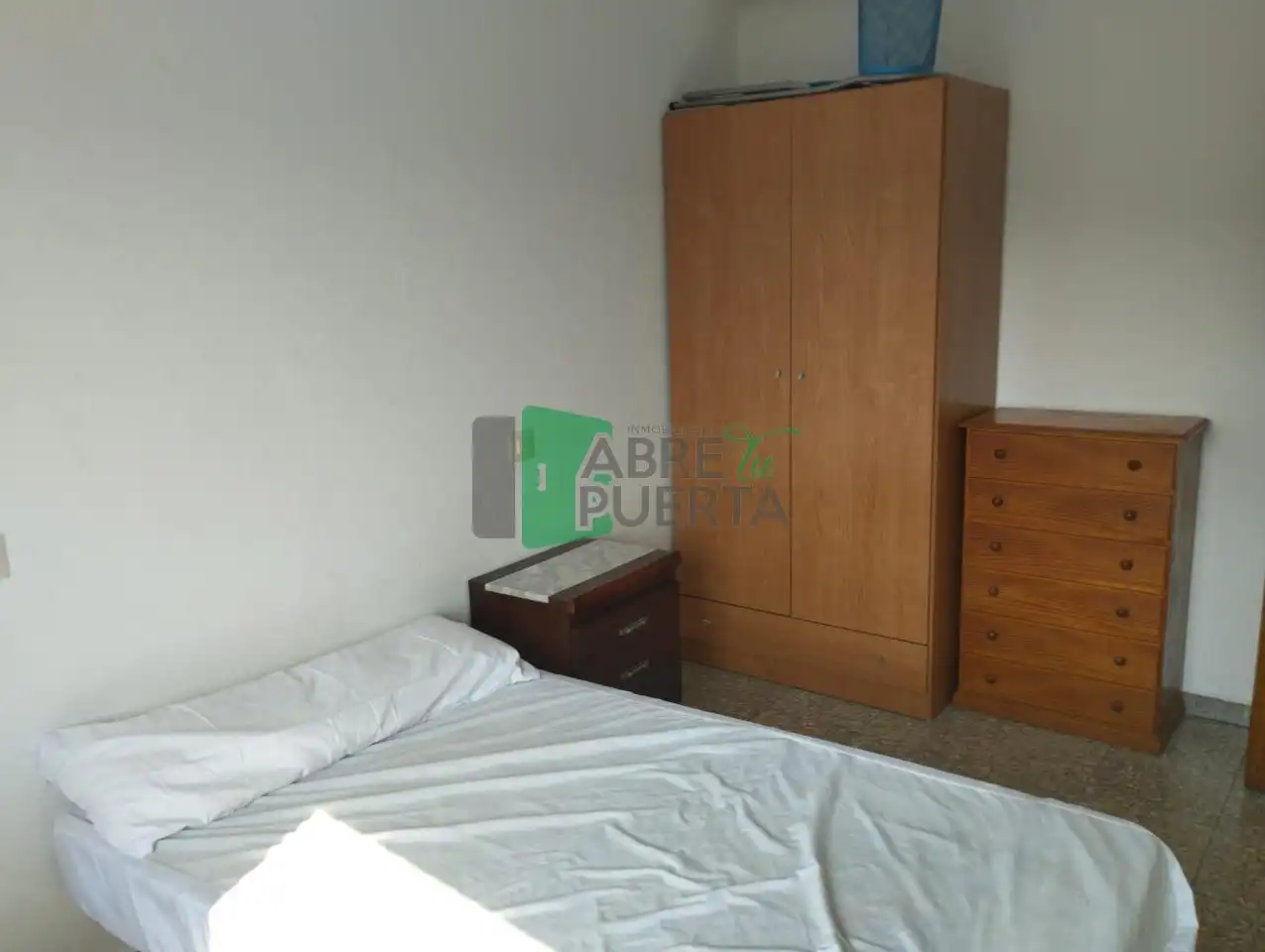 Habitación de Piso en venta en Ourense Capital  con Calefacción y Amueblado