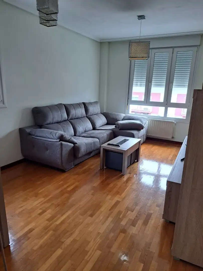 Flat for rent in Carreño