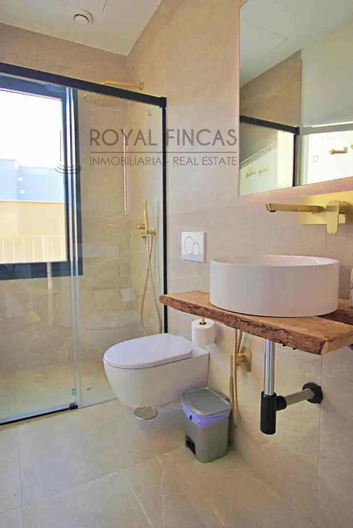 Bathroom of Detached homes for sale in Benalmádena  with Air Conditioner, Terrace and Swimming Pool