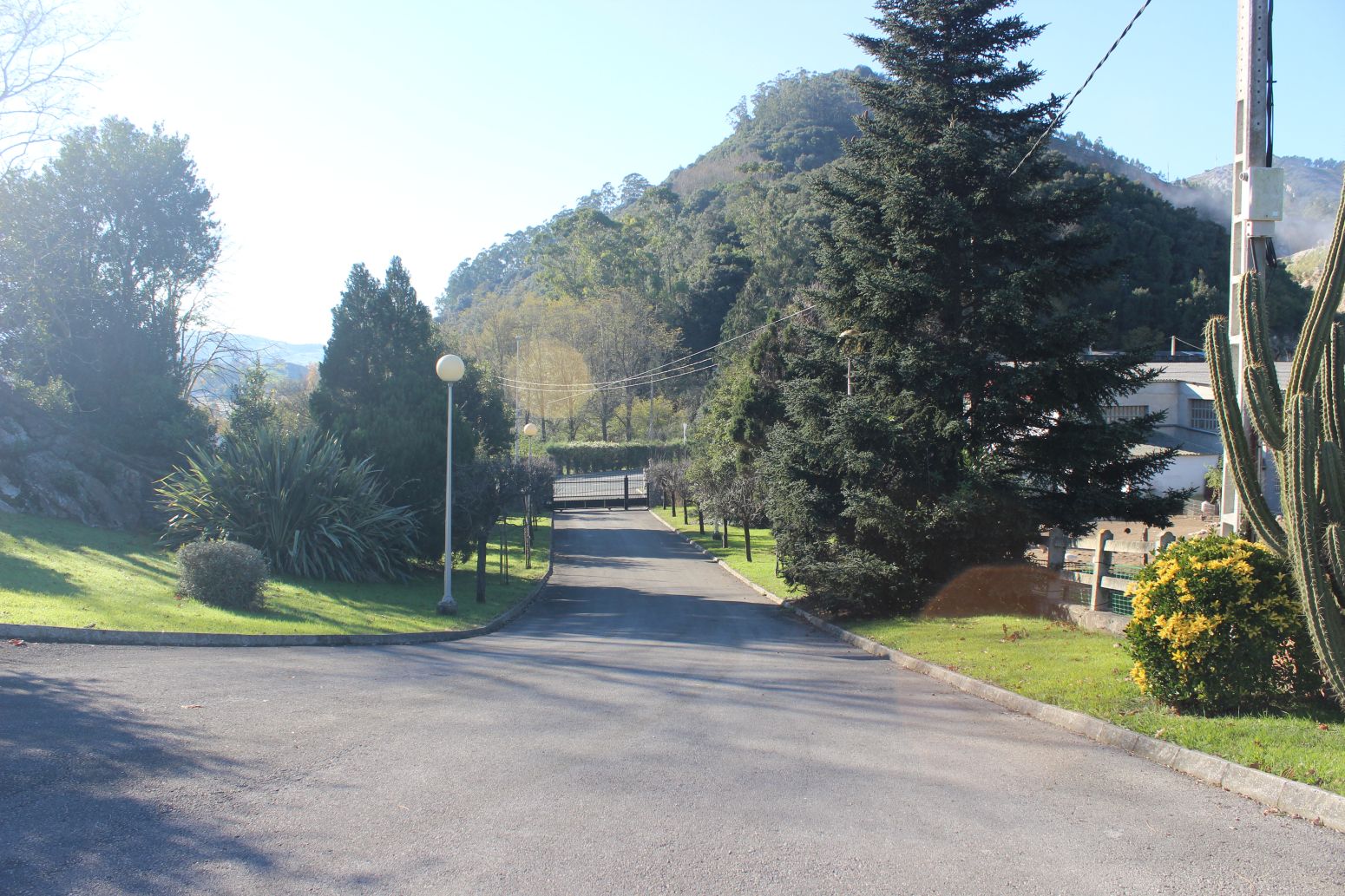 Vista exterior de Casa o chalet en venta en Medio Cudeyo con Calefacción, Trastero y Amueblado