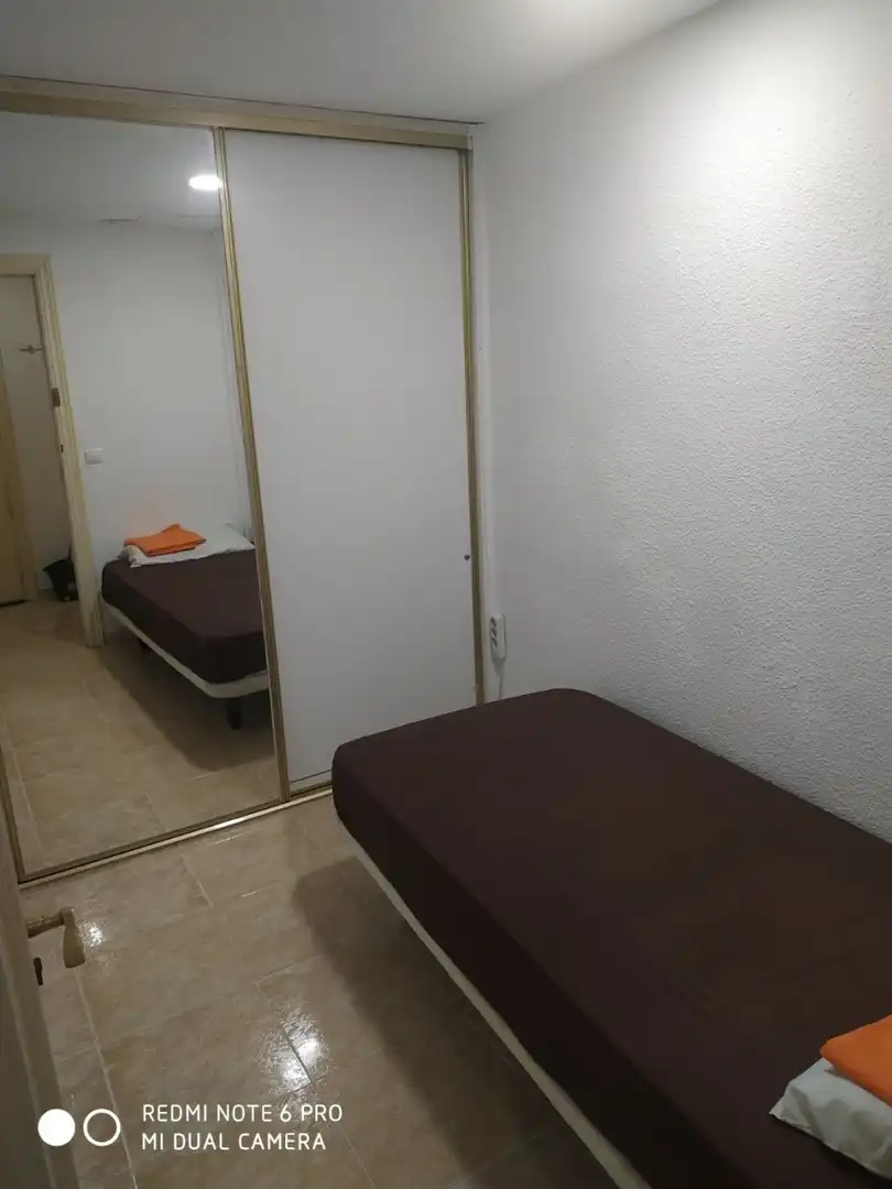 Schlafzimmer von Wohnung zur Miete in Alicante / Alacant mit Möbliert