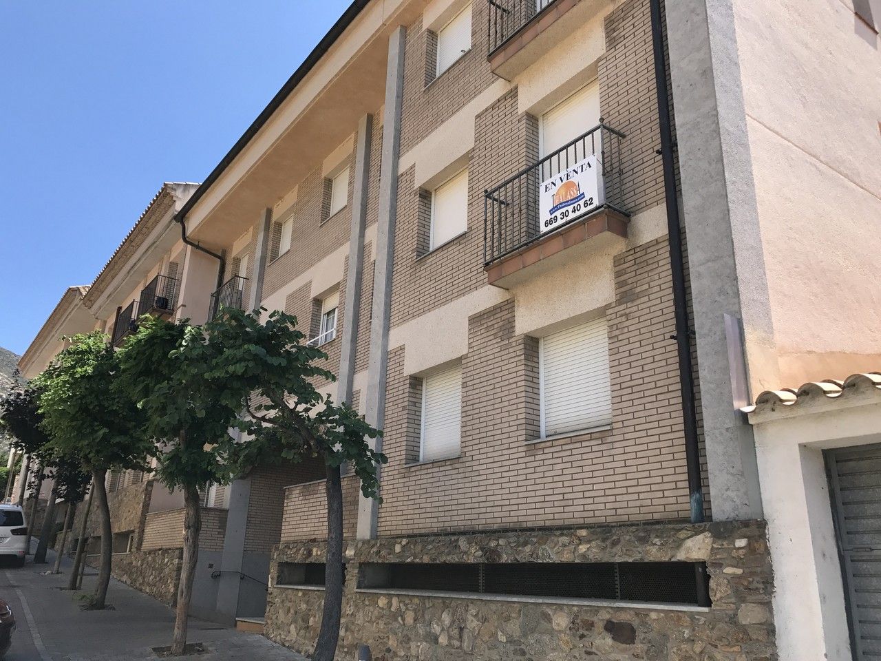 Exterior view of Box room for sale in Palau-saverdera