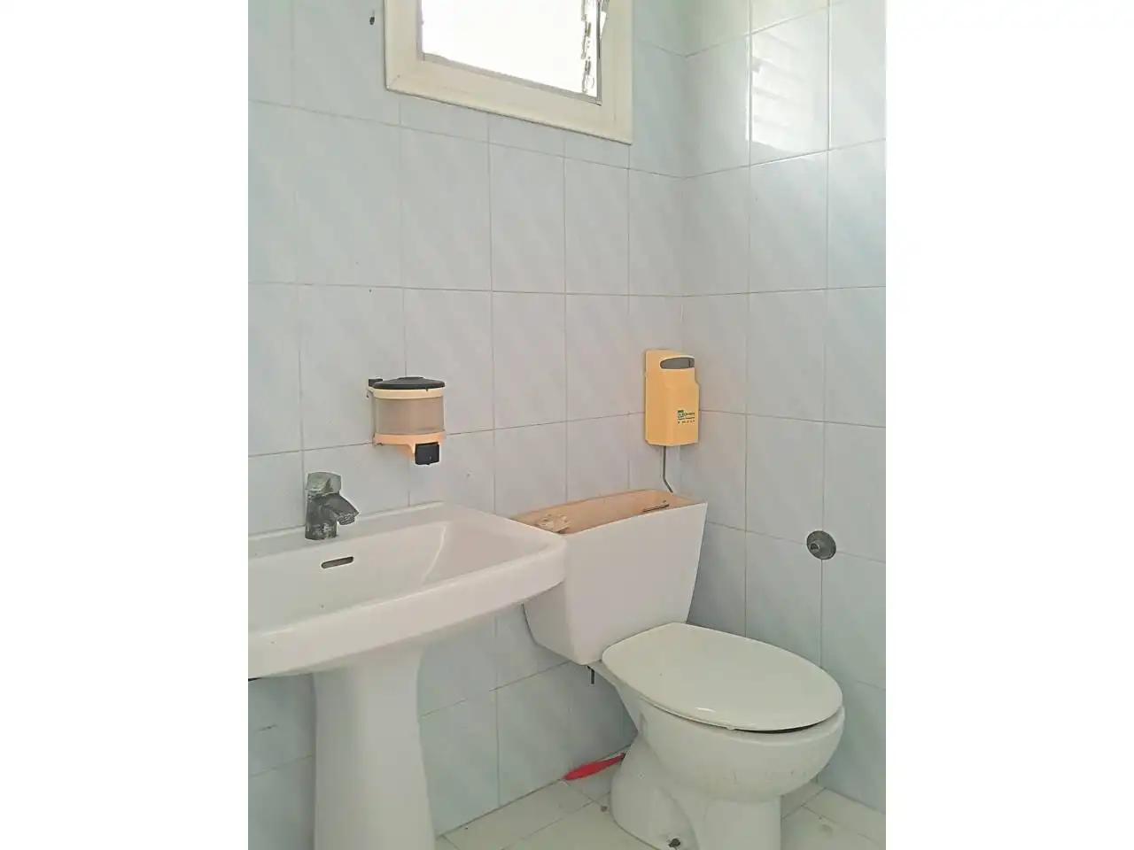 Baño de Local en venta en Pineda de Mar
