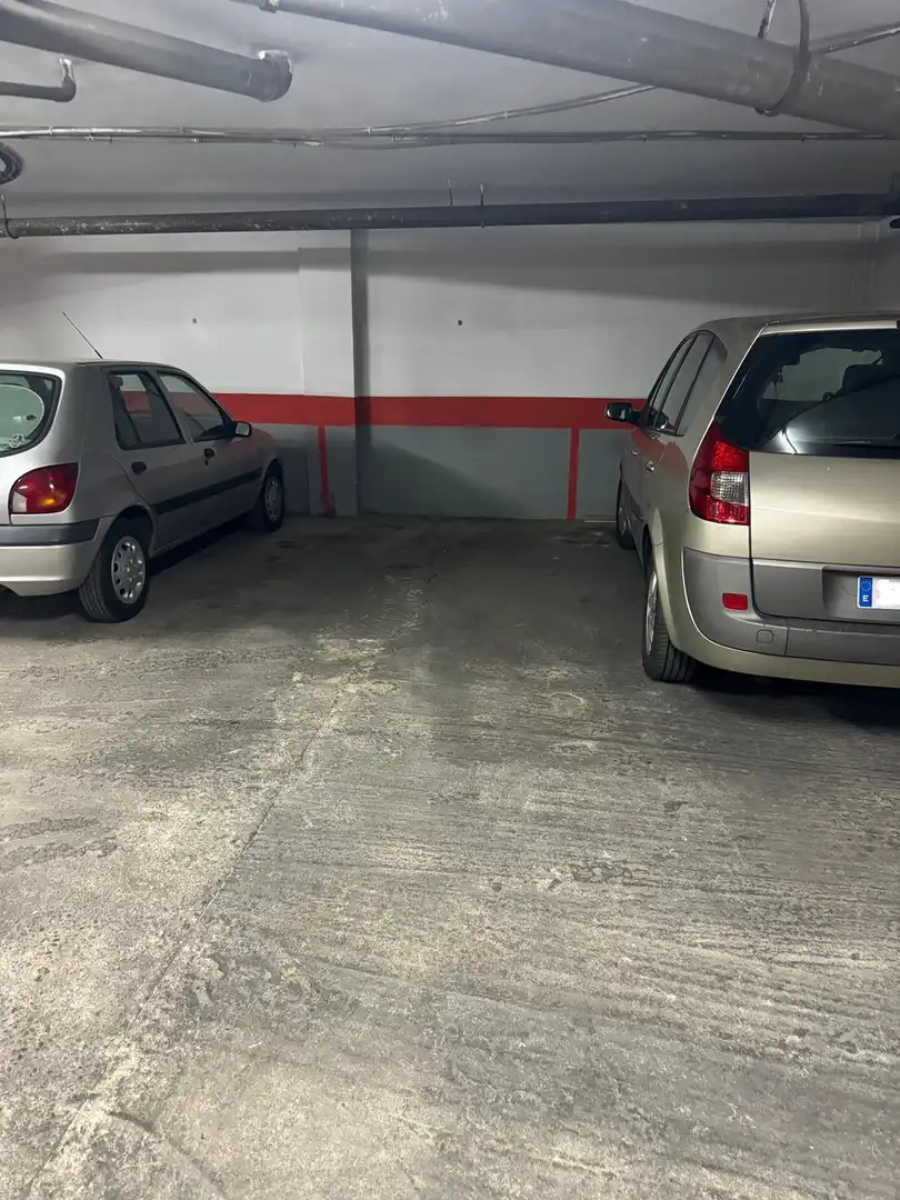Parking of Flat for rent in Albacete  with Air Conditioner, Heating and Furnished