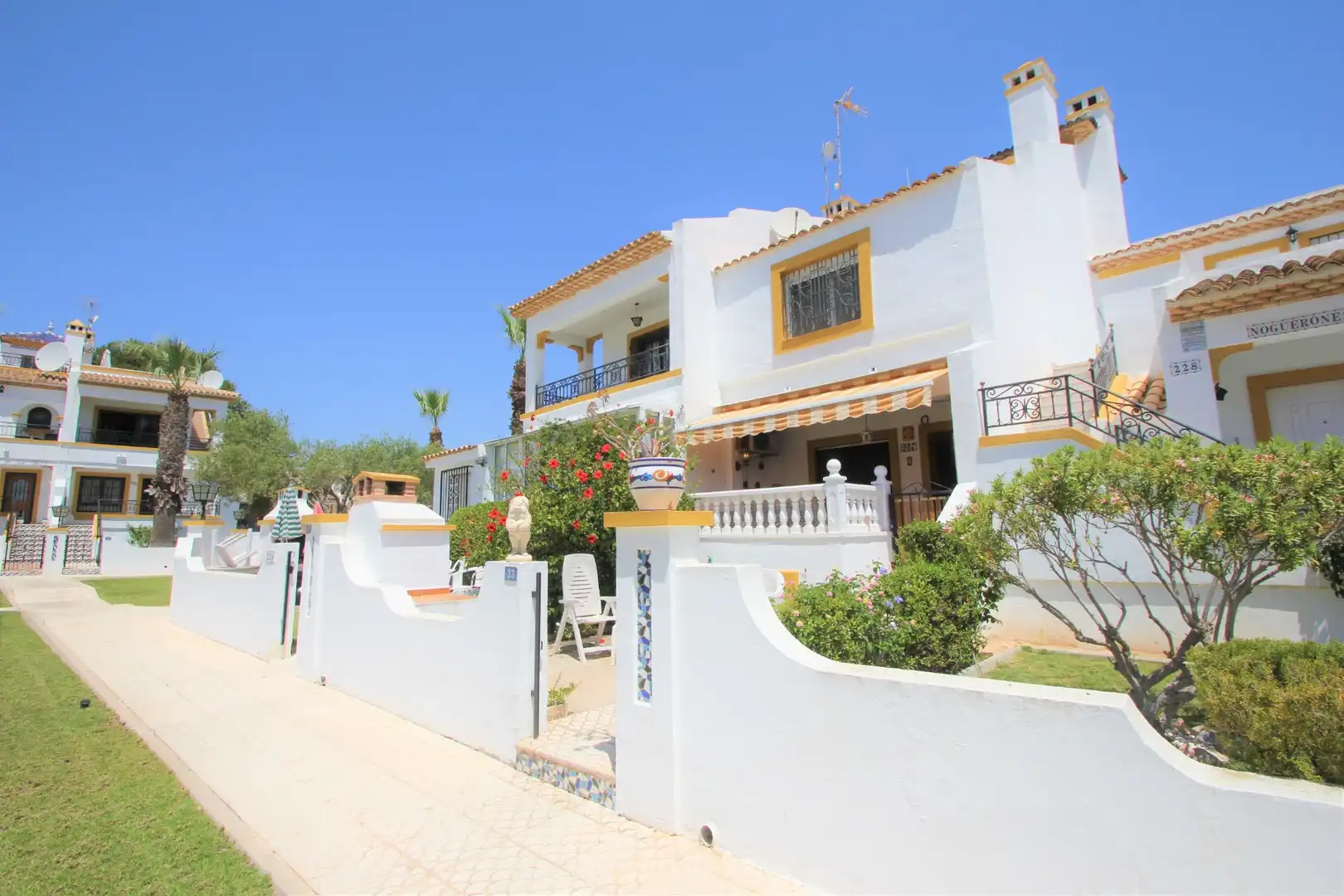 Adossat amb terrassa en venda a Orihuela Costa