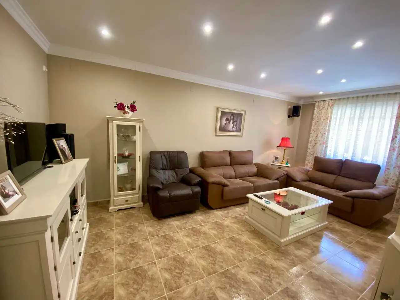 Living room of Detached homes for sale in Villarrubia de los Ojos  with Air Conditioner, Heating and Private garden