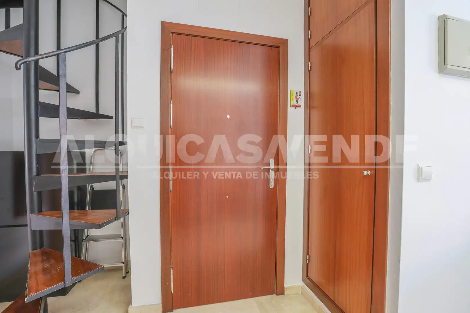 Habitación de Ático en venta en Sevilla con Aire acondicionado, Terraza y Amueblado