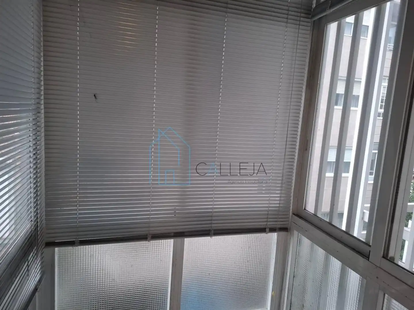 Terraza de Piso en venta en Ourense Capital  con Calefacción, Trastero y Amueblado
