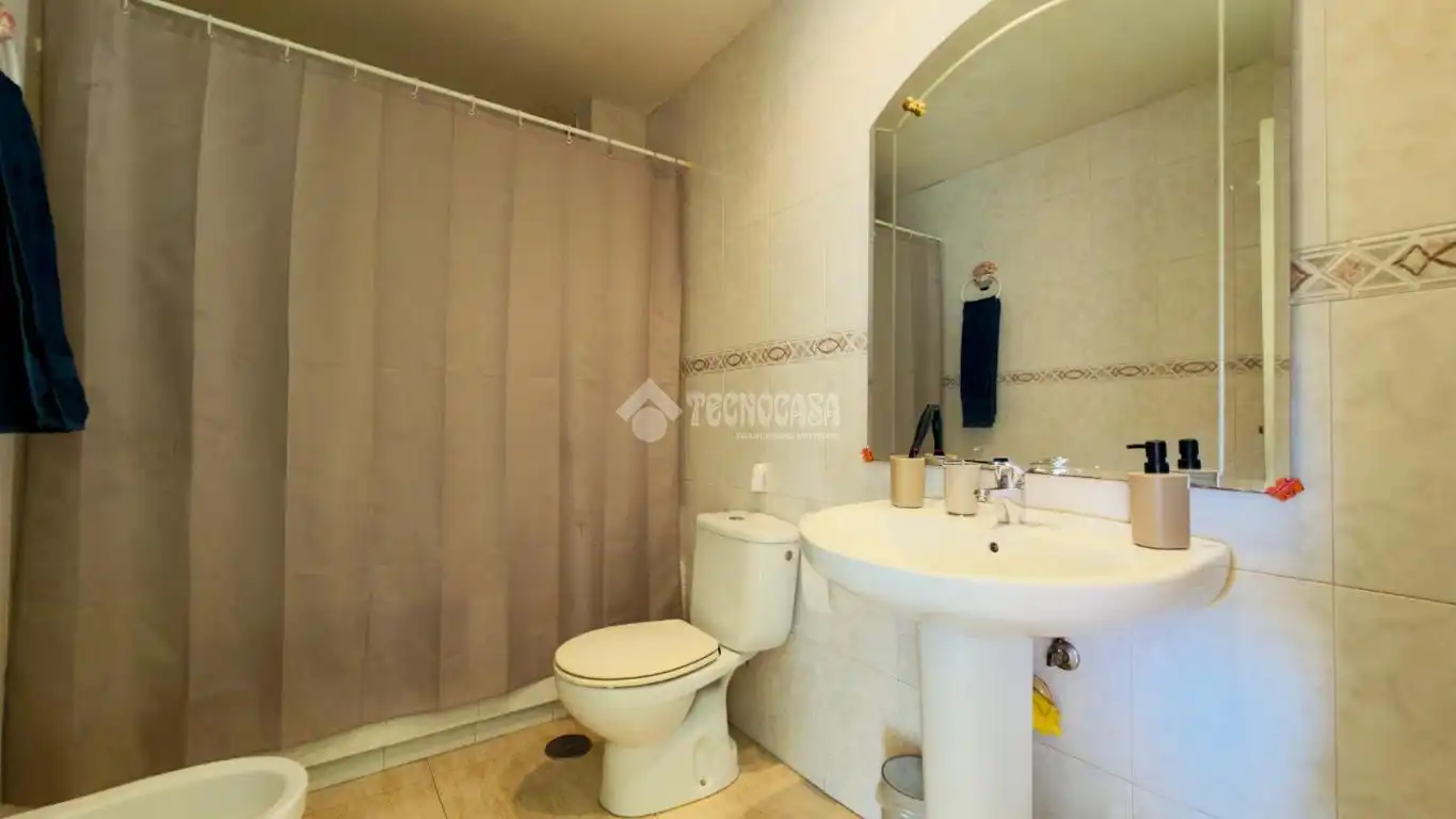Bathroom of Detached homes for sale in Seseña  with Balcony