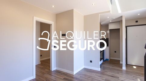 Foto 4 de Ático de alquiler en Chumbera, Berruguete, Madrid Capital