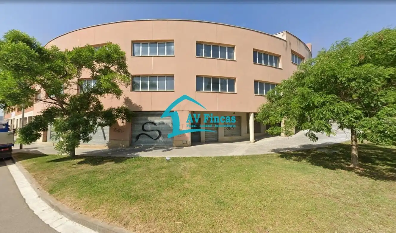 Nau industrial en venda a CORNISA, imagen 2