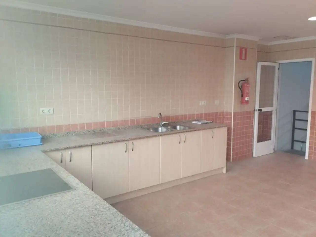 Cocina de Nave industrial en venta en Alaquàs con Calefacción
