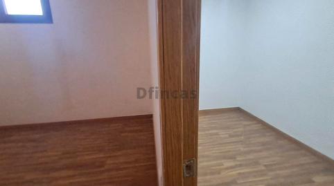 Foto 4 de Planta baixa en venda a Bajo Los Arcos, Centro, Teruel