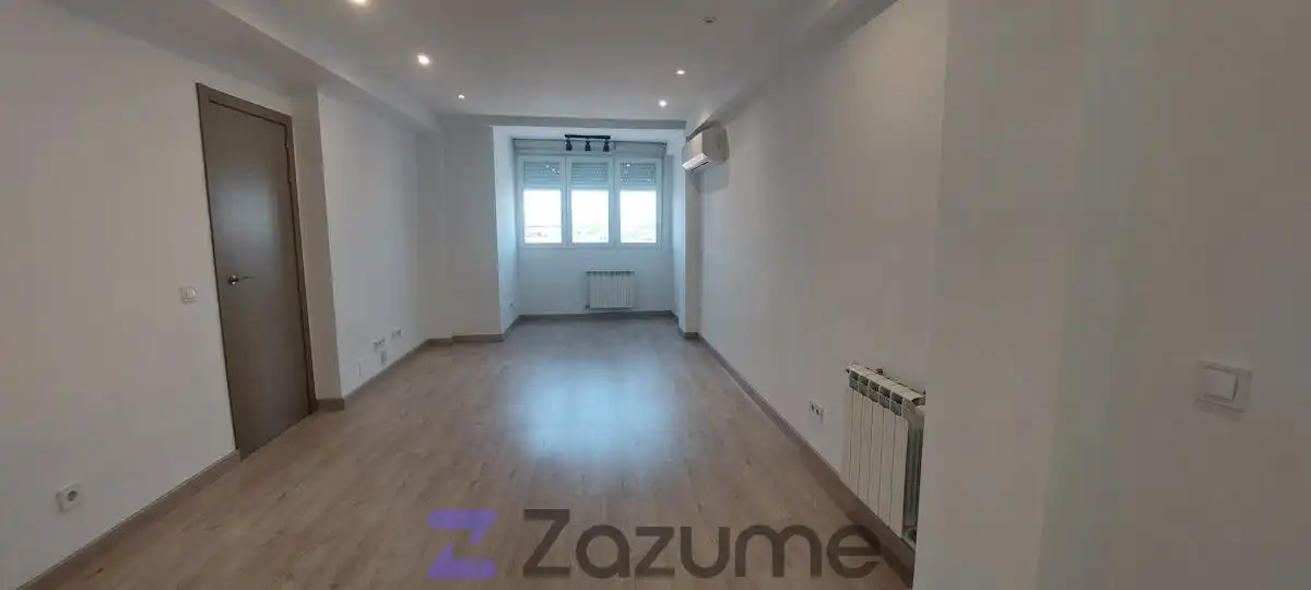 Flat for rent in C. de la Isla de Ons, Peñagrande