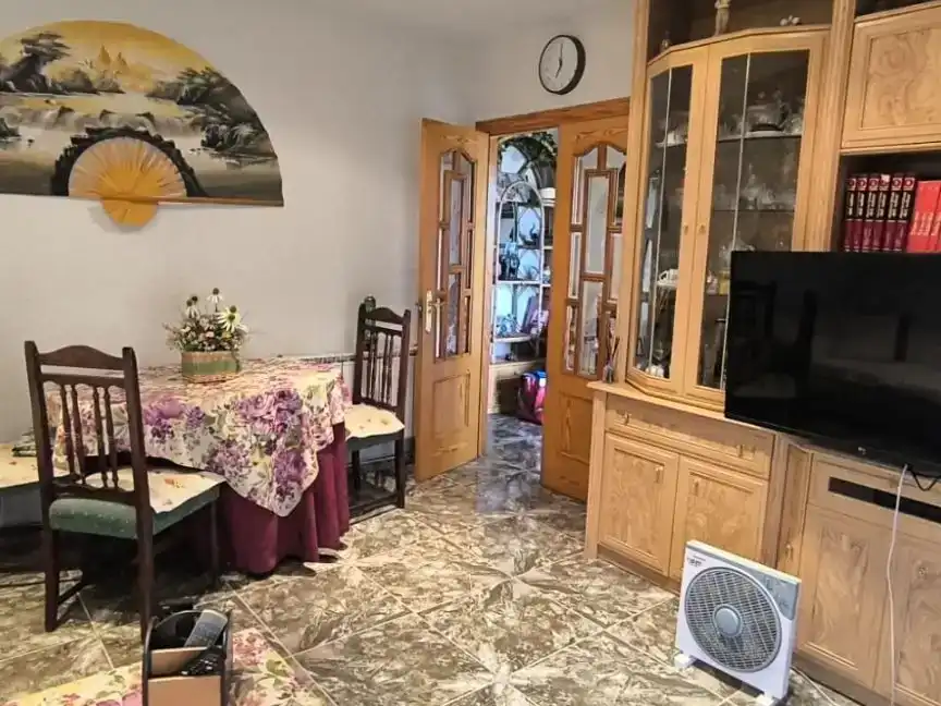 Comedor de Piso en venta en La Iglesuela del Tiétar con Trastero, Piscina y Amueblado