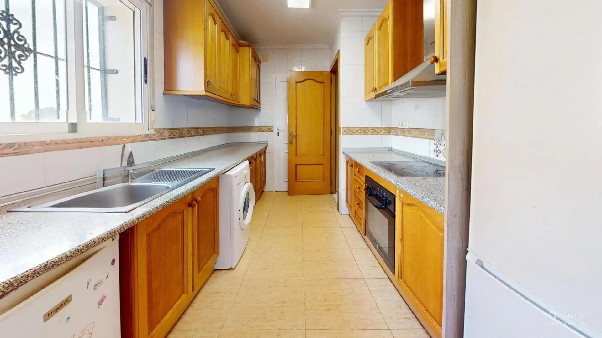 Cocina de Casa adosada en venta en Monforte del Cid con Jardín privado