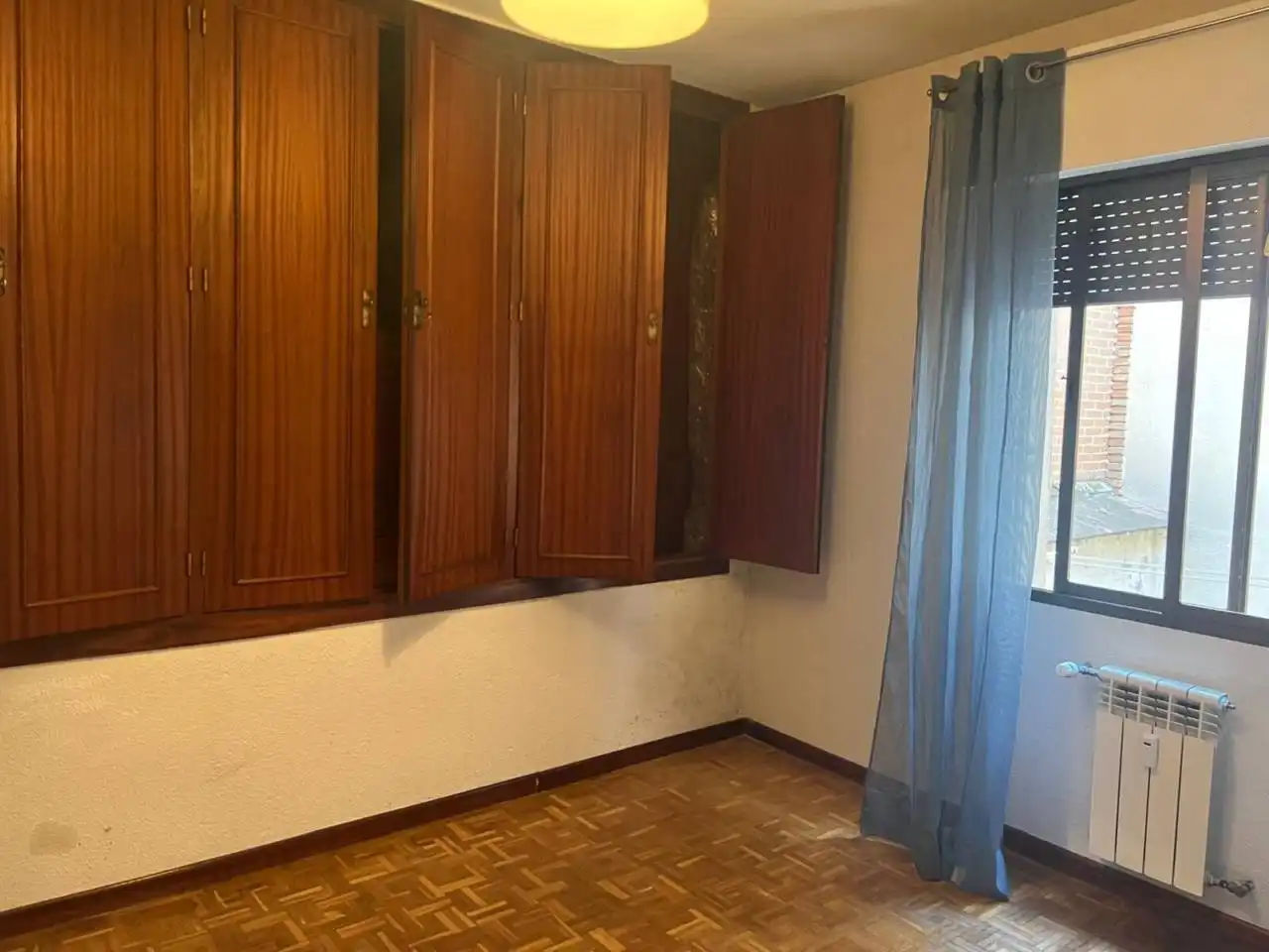 Habitación de Piso de alquiler en Toledo con Calefacción y Amueblado