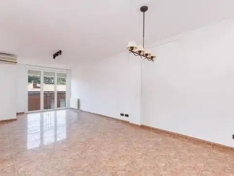 Flat with lift for sale in Carrer d'Ogassa, imagen 28