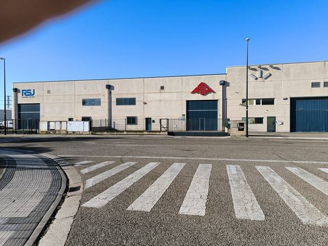 Nave industrial en Venta en Calle del Monasterio de las Huelgas en Avda. Cataluña