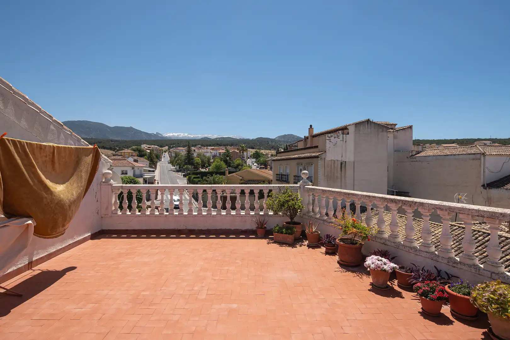 Terrassa de Casa adosada en venda en La Zubia amb Calefacció, Terrassa i Moblat