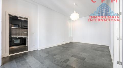 Photo 2 of Flat to rent in Embajadores - Lavapiés, Madrid