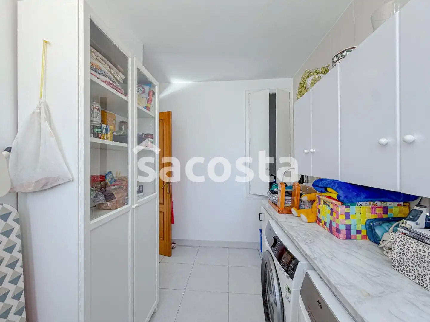 Cocina de Casa adosada en venta en Pineda de Mar con Aire acondicionado, Calefacción y Jardín privado