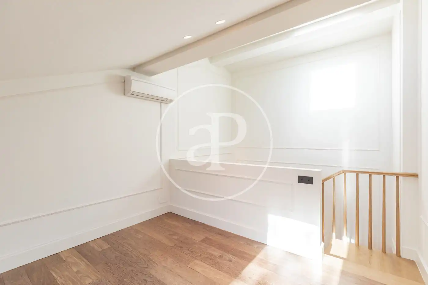 Houses for rent in Madrid  with Air Conditioner, Heating and Private garden