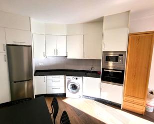 Kitchen of Apartment to rent in Vigo   with Heating, Furnished and Oven