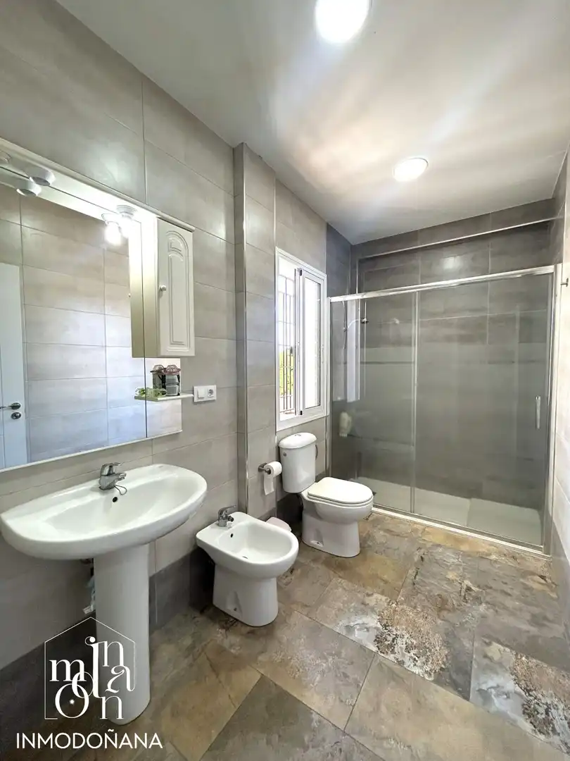 Bathroom of Houses for sale in Almonte  with Air Conditioner, Heating and Private garden