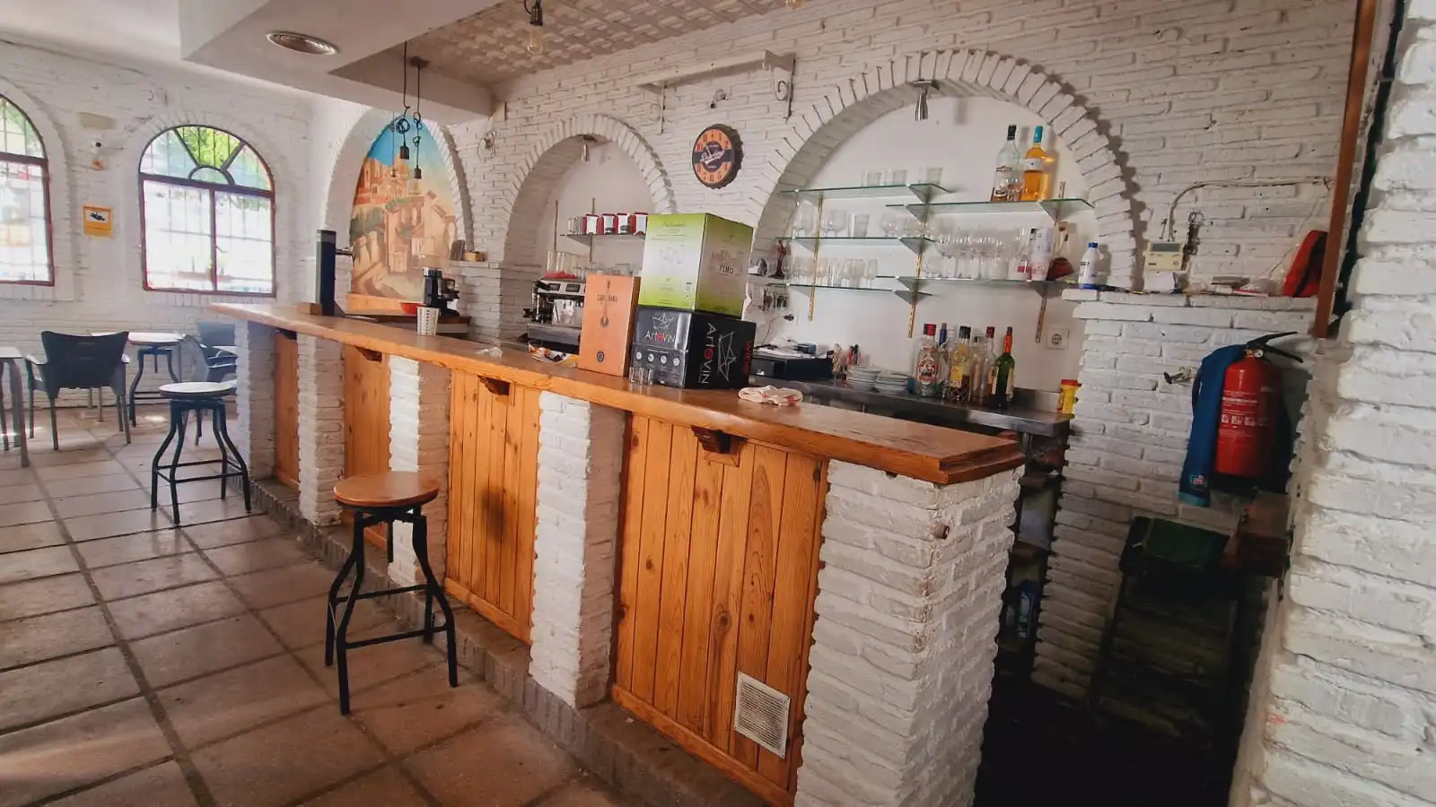 Commercial properties for sale in Córdoba  with Air Conditioner, Heating and Furnished