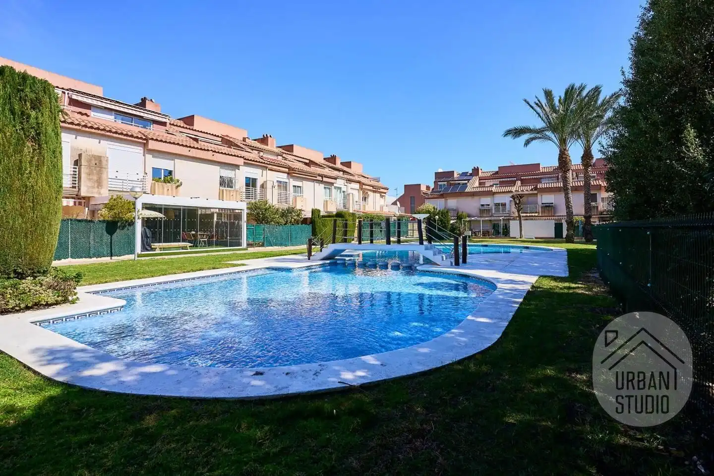 Piscina de Casa o xalet en venda en Alicante / Alacant amb Aire condicionat, Calefacció i Terrassa