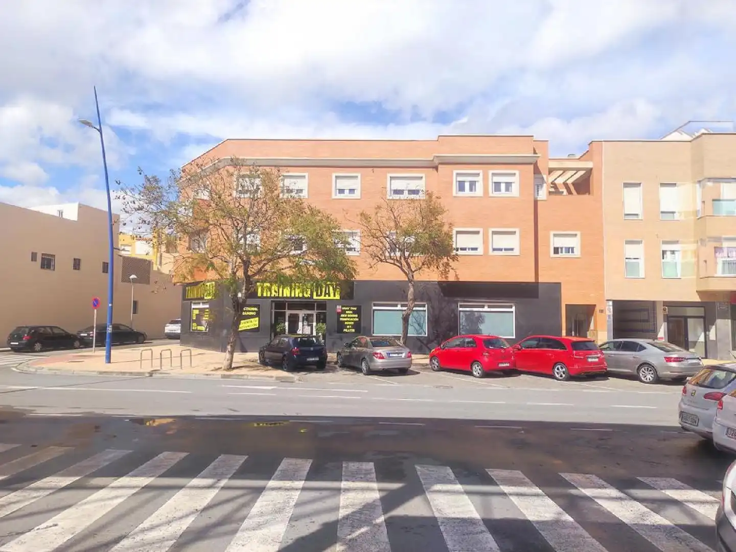 Vista exterior de Pis en venda en Almería