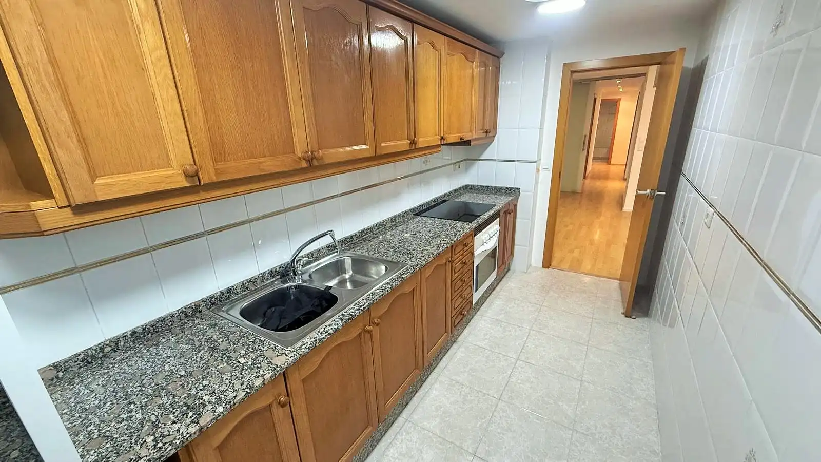 Appartamento con terrazza in affitto a Calle Maximiliano Thous, imagen 8