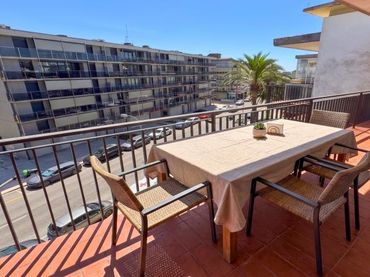 Apartament amb ascensor en venda a Avenida DE LA PLATJA 23 4 D 23