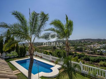 Villa avec piscine à vendre à Selwo