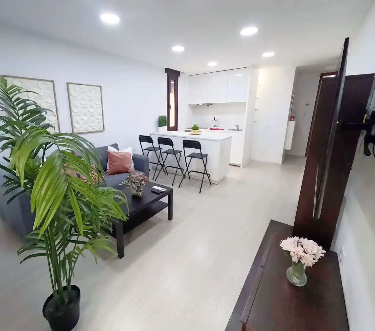 Living room of Flat for sale in Santa Cruz de Tenerife  with Air Conditioner, Parquet flooring and Storage room