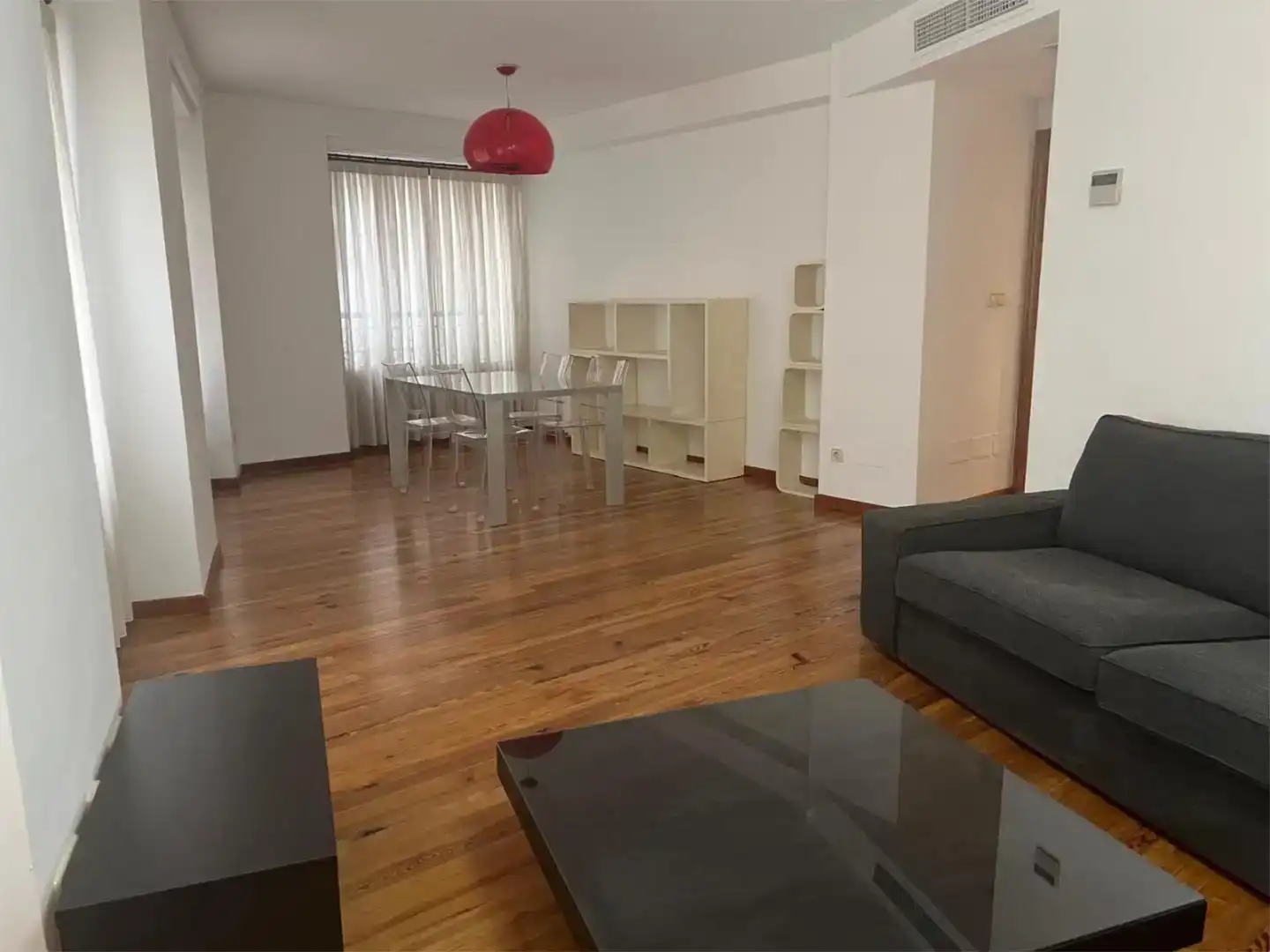 Wohnzimmer von Wohnung zur Miete in  Valencia Capital mit Klimaanlage und Balkon
