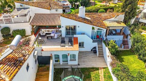 Foto 3 de Casa adosada en venda a De Turina, Bahía Dorada, Málaga