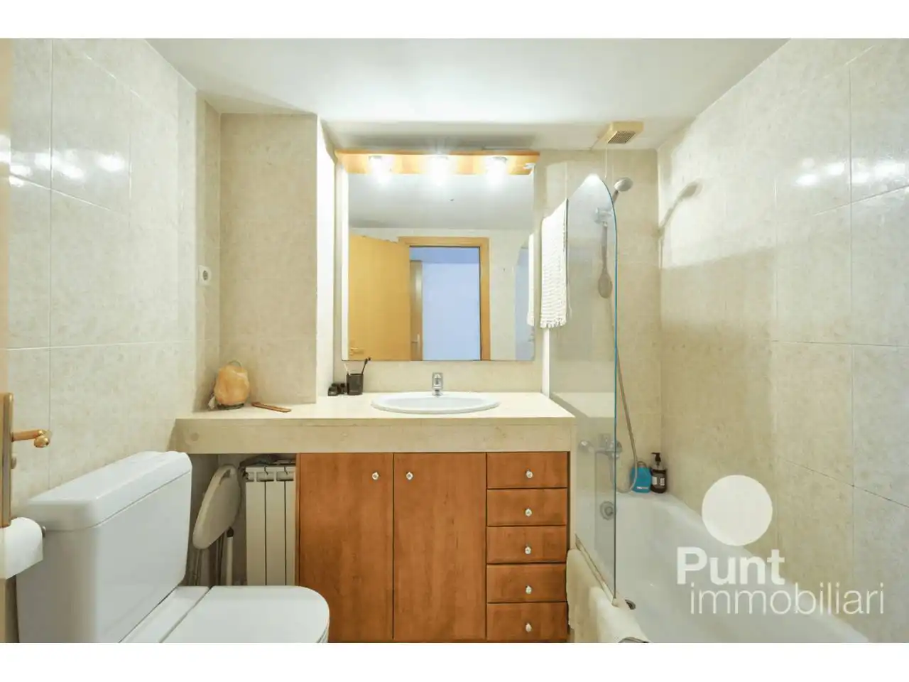 Bathroom of Detached homes for sale in Premià de Dalt  with Heating and Community pool