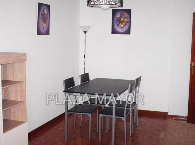 Apartamento en Venta en Plaza de Barcelona en Garrido Norte