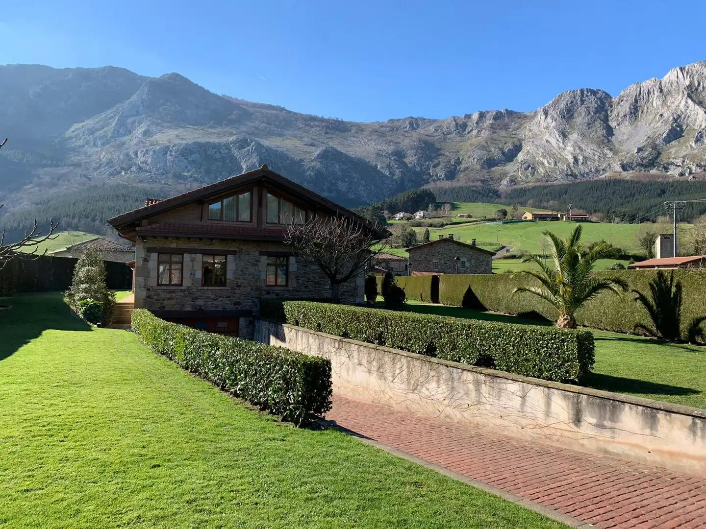 Vista exterior de Casa o chalet en venta en Atxondo con Amueblado