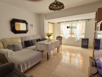 Living room of Flat for sale in Badajoz Capital  with Air Conditioner and Furnished